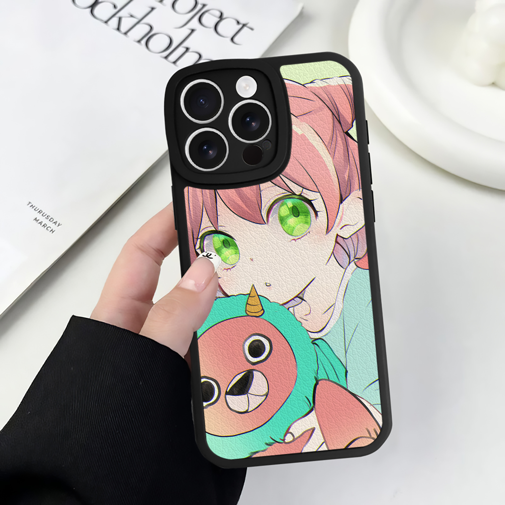 （画像用） SPY×FAMILY间谍家家酒 【iPhone 16シリーズ対応】シリコンスマホケース（レザー調） 材質：シリコン